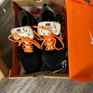 Nike vapor max size 10.5 0ff white collaboration